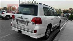 تۆیۆتا لاند کروزەر